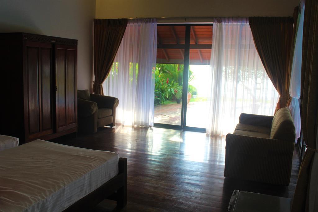 Blue Water Villa Пилияндала Екстериор снимка