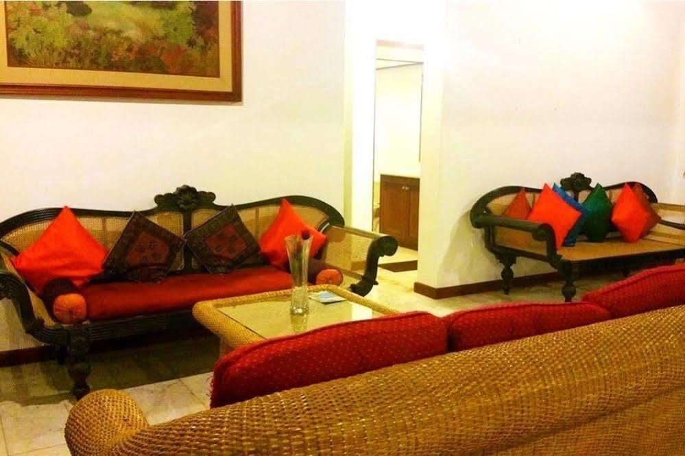 Blue Water Villa Пилияндала Екстериор снимка