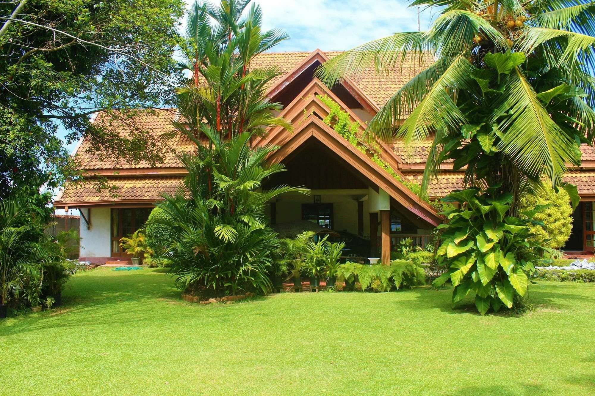 Blue Water Villa Пилияндала Екстериор снимка